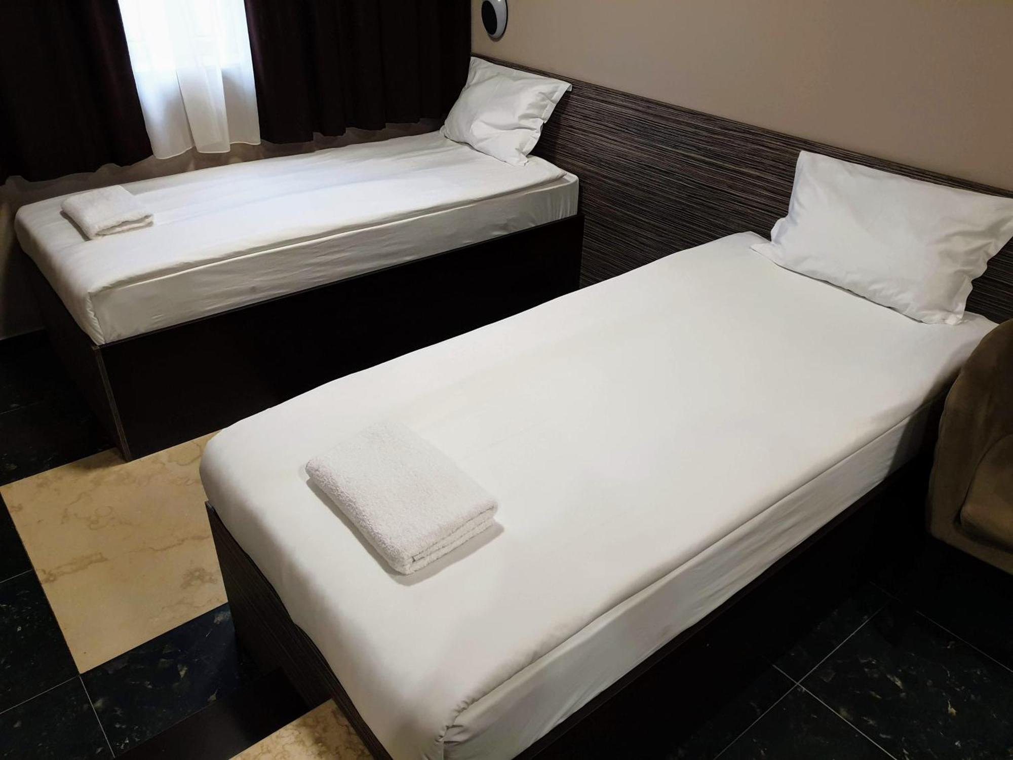 Хотел Централ Hotel Stara Zagora Phòng bức ảnh